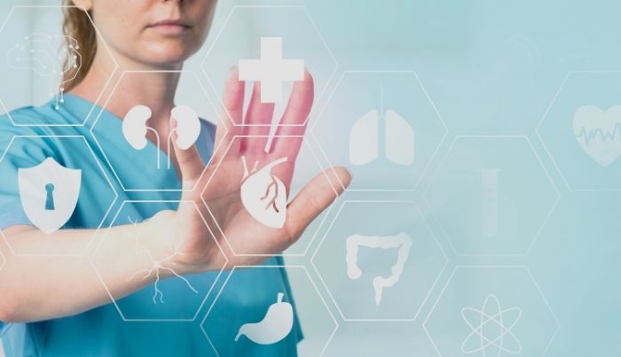 Tecnologia digitale: i vantaggi per il controllo della salute 